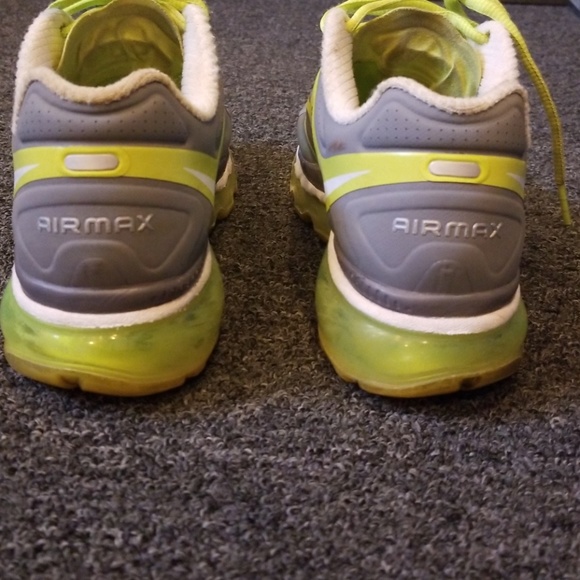 Air Max Nike w/ Infinity Scarf. - Picture 5 of 6